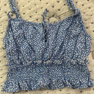 blue patterned cropped tank